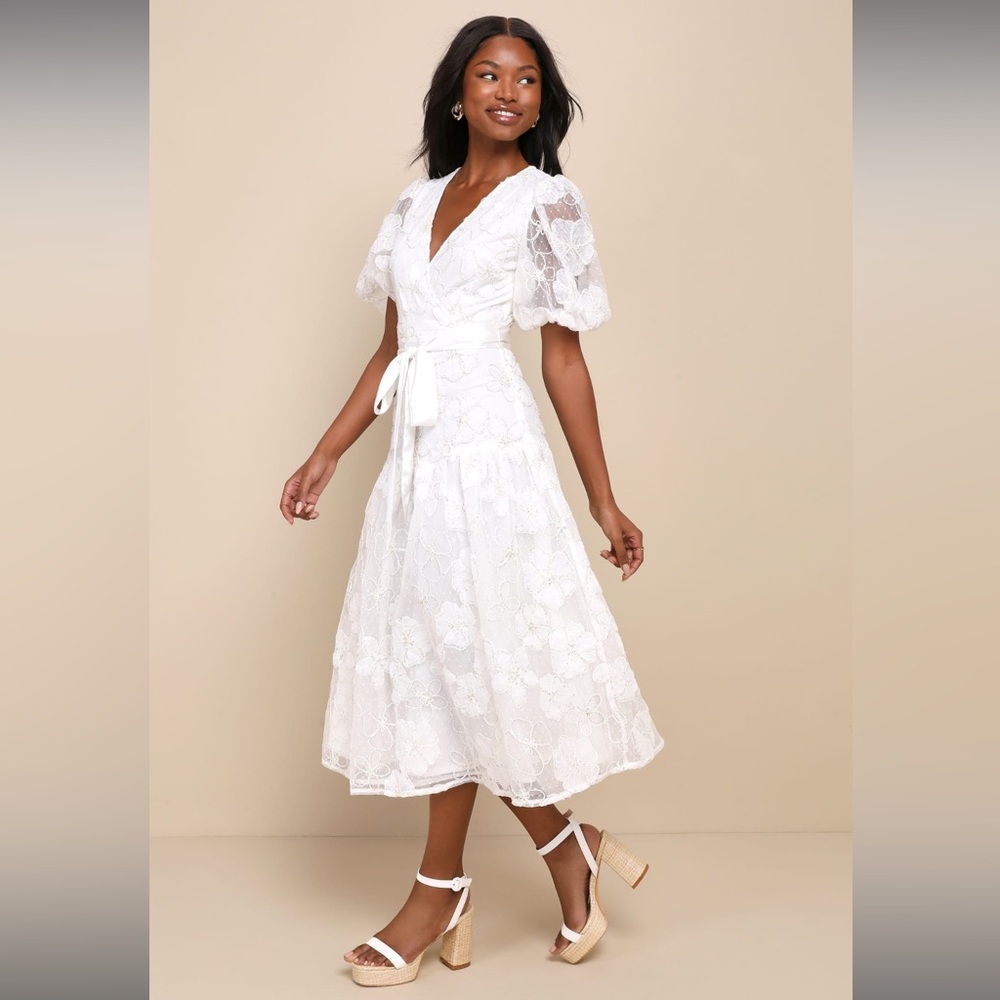 Lulu’s Bridal Blissful Charisma White Floral Lurex Puff Sleeve Midi Dress